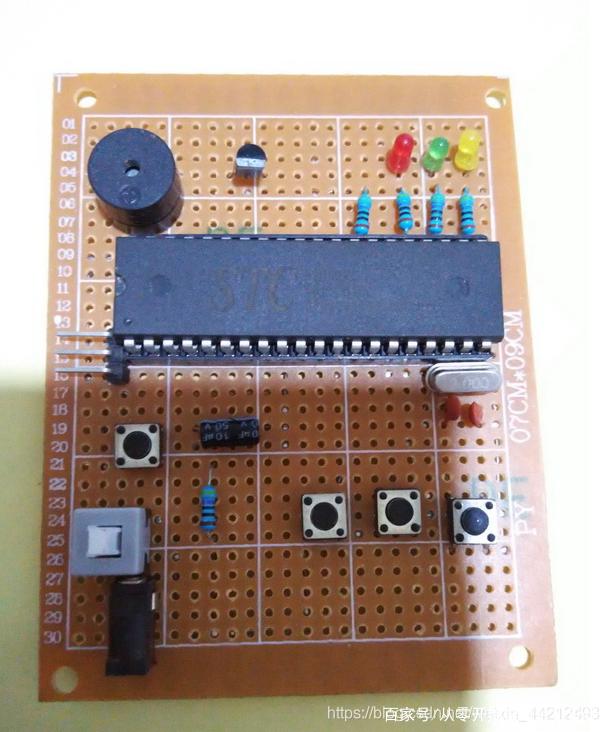 小项目:单片机 人体红外感应的防盗系统设计(仿真 源码 PCB文件)