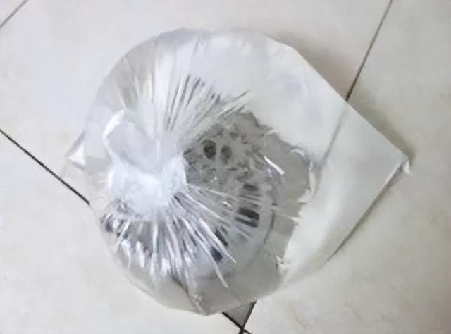卫生间地漏反味怎么解决？