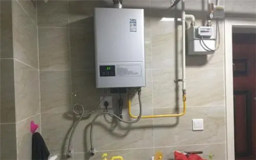 燃气热水器“E4”故障代码原因及维修方法
