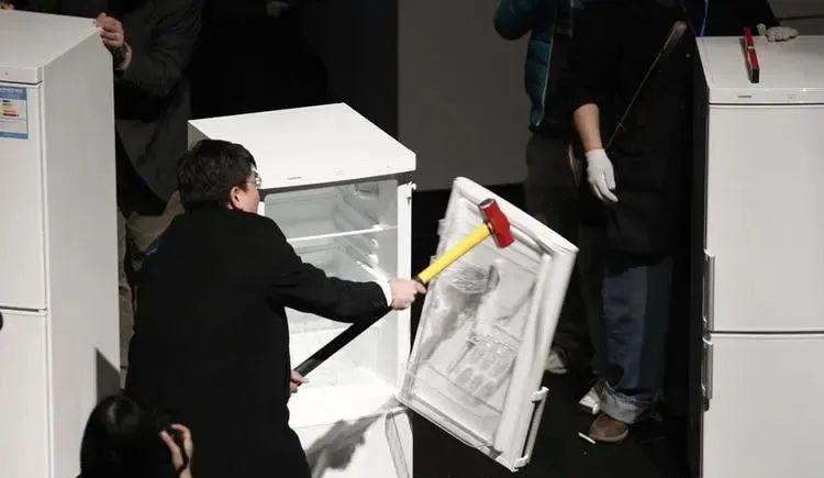 冰箱维修丨冰箱门关不严没吸力怎么办？