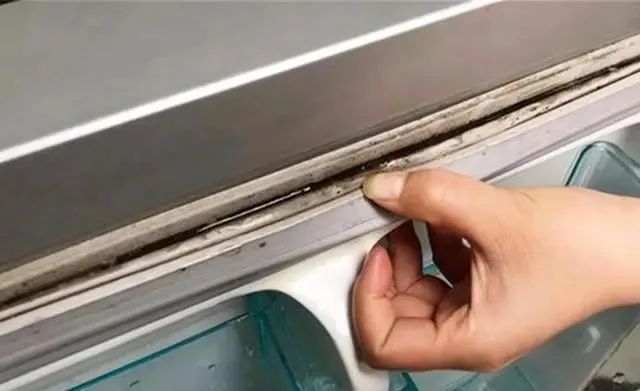 冰箱维修丨冰箱门关不严没吸力怎么办？