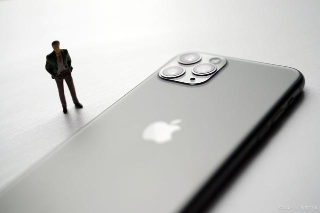 为什么苹果13不显示5G
