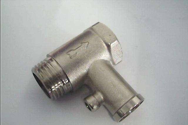 电热水器安全阀怎么调，这几点建议请注意
