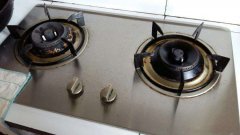 燃气灶打不着火是什么原因引起的?燃气灶突然打不着火了是发生了什么?