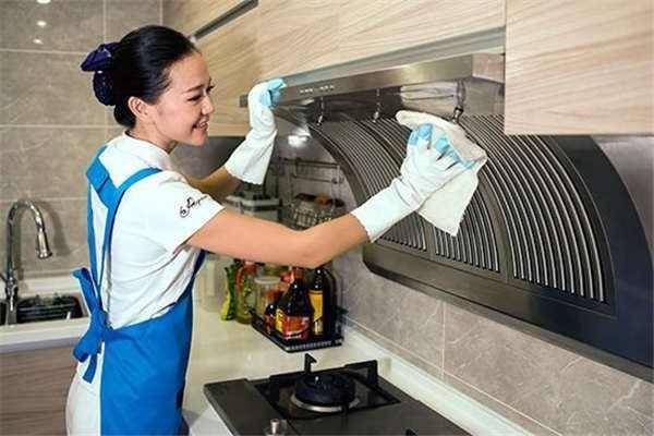 斜挂式油烟机怎么清洗，这几个死角一定要注意了