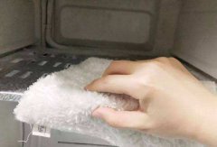 冰箱接水槽结冰什么原因?怎么有效除冰