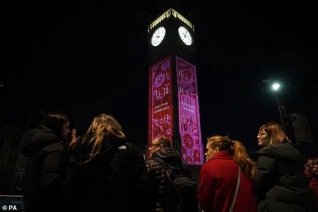 英国伦敦大本钟投影灯光秀彩排庆祝加冕礼