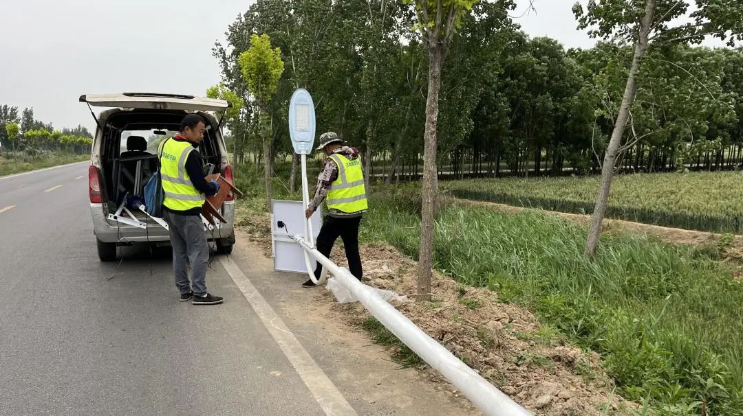 济南商河县沙河镇燕韩路（沙河段）亮化工程施工完成