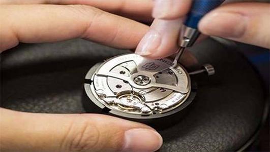 为什么一块手表可以价值几百万？