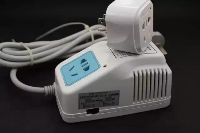 涨知识！为啥中国民用电压是220V 美国日本只有110V？哪种更安全