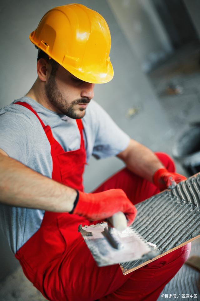 电梯安装工人需要具备哪些技能