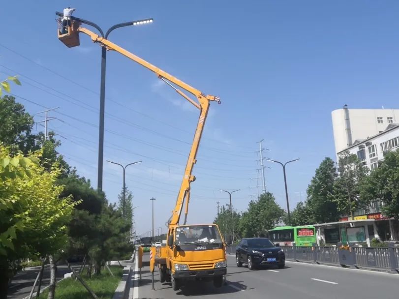 河南周口淮阳区加强路灯维护检修以提高城市亮化水(píng)