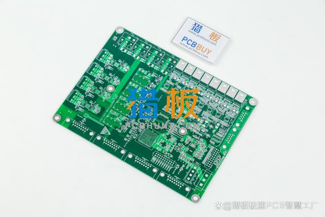 在PCB生产过程中SMT具体指什么？