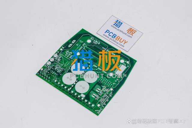 PCB定制压合需要遵循哪些设计规则？