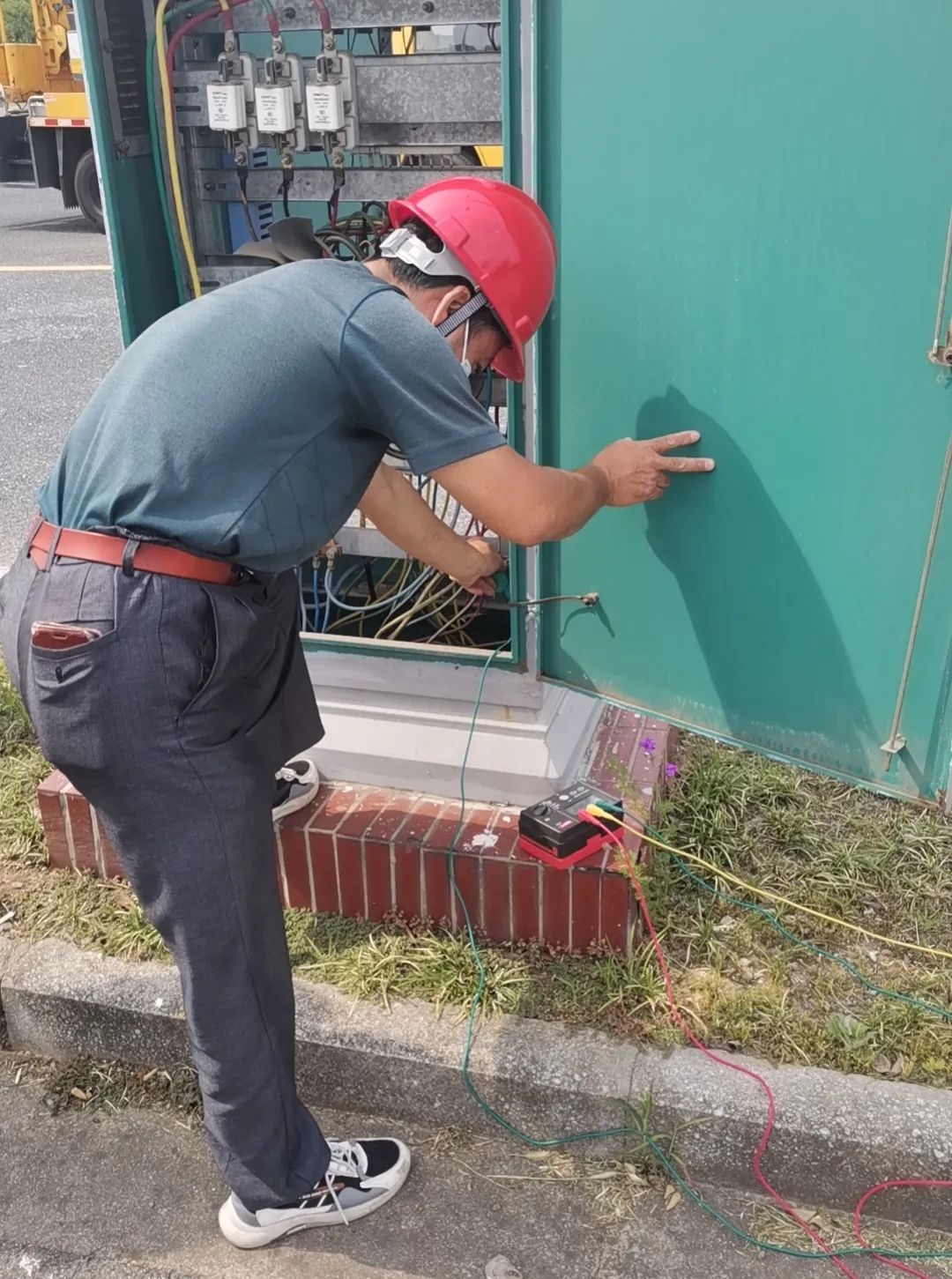 江苏苏州张家港市开展路灯控制箱专项督查考核