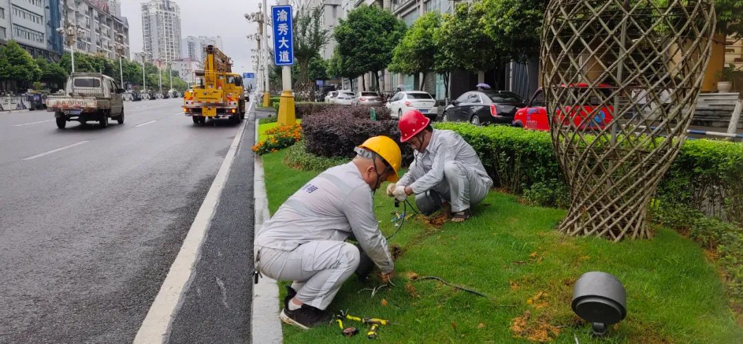 重庆秀山县提升城市照明品质以照亮居民幸福生活