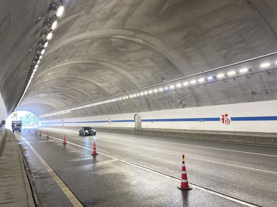 沈海高速福建福泉路段全线隧道和老区苏区典型示范路古田服务区完成照明提升改造