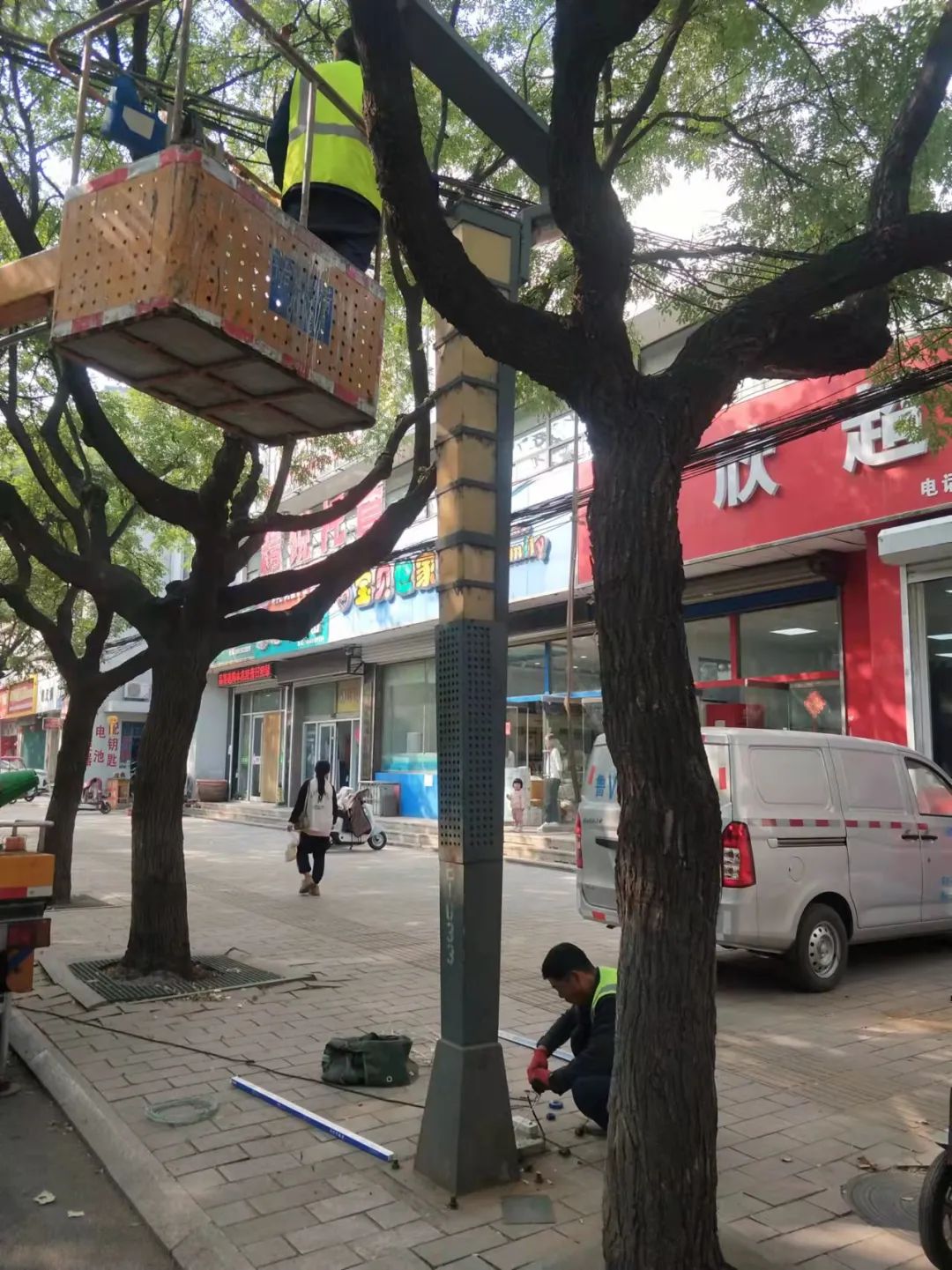 山东潍坊安丘市开展城市照明设施安全隐患专项整治