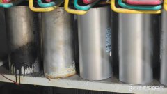 低压配电补偿电容器经常烧坏是什么原因？