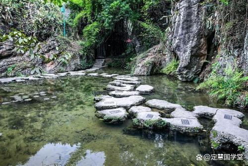 佛法漫谈｜实相非寂非照；而复寂而恒照，照而恒寂