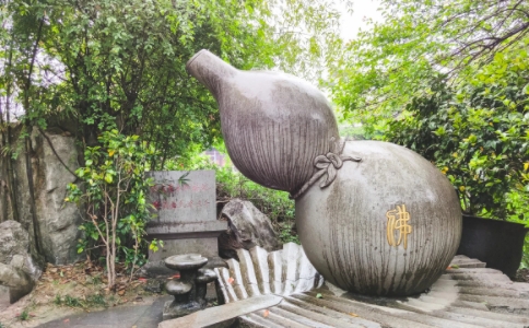 济颠是哪个朝代的？北宋神僧济公的神奇传说