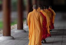 禅宗故事:丹霞和尚去江西,马祖问他石头路滑,你摔倒没有