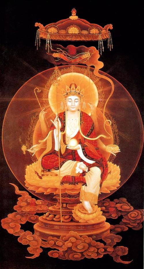 无相禅师捧出一尊檀木塑像，金乔觉知道，这就是地藏菩萨