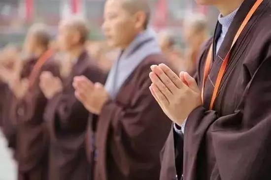 常识:祈福法会有用吗 常识:祈福法会有用吗