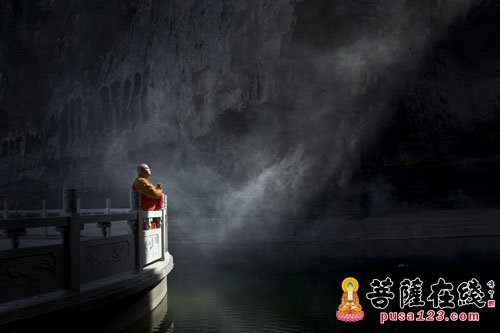 圣严法师:你心墙高筑在防着什么呢 圣严法师:你心墙高筑在防着什么呢