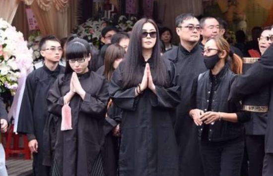 王祖贤:人生有什么比潜心学佛更重要 王祖贤:人生有什么比潜心学佛更重要