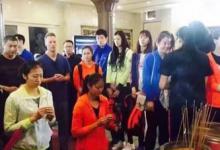 中国女排前往普陀山祈福