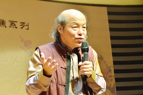 林清玄:30岁后始“觉悟” 林清玄:30岁后始“觉悟”