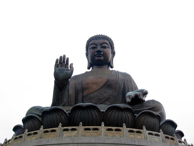 “阿弥陀佛”是什么意思，为什么很多人总爱重复这句话？