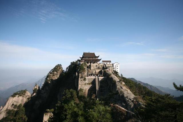 地藏菩萨传奇：王行者的痛苦，九华山的钟声