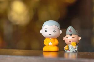 学佛居士应避免的九种丑态，一定要注意！
