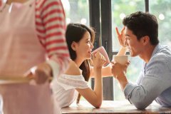 掐架大战！爱情之间的矛盾该如何解决？