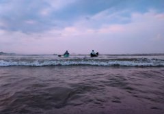 适合成年人朋友圈发的成熟文案 成年发说说的文案