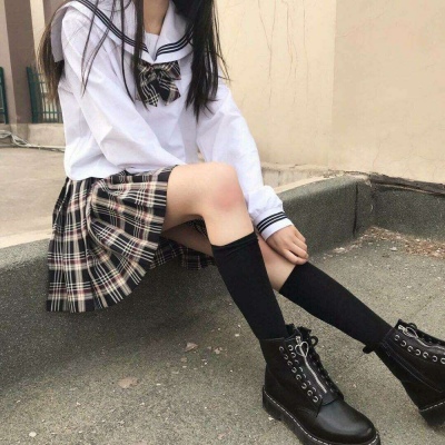 qq小清新头像女学院风半身,女生头像图片