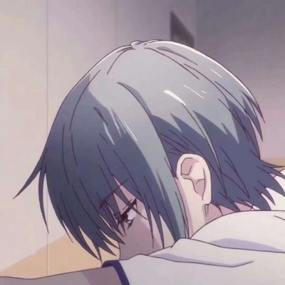 好看/不容易撞/高冷