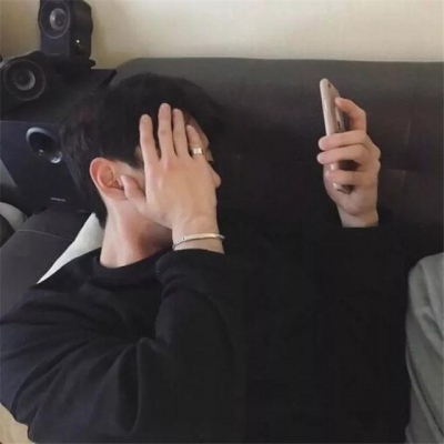 By.宿醉  帅气唯美男生头像 | 眼泪的存在，是为了证明悲伤不是一场幻觉