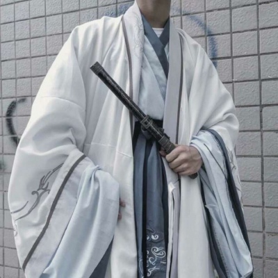 男头‖隔却山海