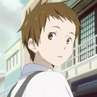 动漫男头：“面无表情的擦肩而过都是装的，但回头看你是真的”