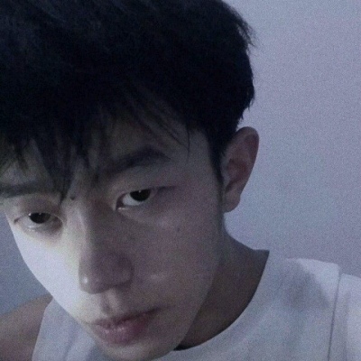 超酷男生头像    这句晚安一定要拜托星星送给你