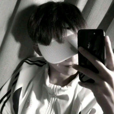 超酷男生头像    这句晚安一定要拜托星星送给你