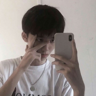 超酷男生头像    这句晚安一定要拜托星星送给你