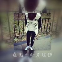 年少双影，是青春。