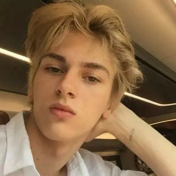 欧美男头。