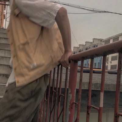原宿风超酷意境部位男/觉得你好 是陷阱也要跳.
