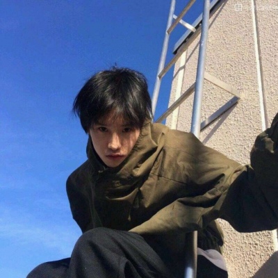 帅气个性风潮流魅力男头.你生来应为高山而非草芥