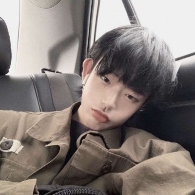 帅气个性风潮流魅力男头.你生来应为高山而非草芥